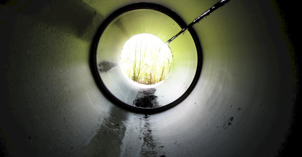 The inside of HDPE pipe has "lips" where it has been welded together.