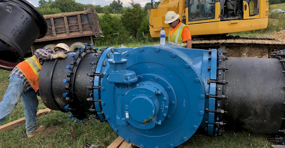 West Knox Utility District in Koxville, TN, recently expanded their system by 50 percent with Ductile iron pipe.