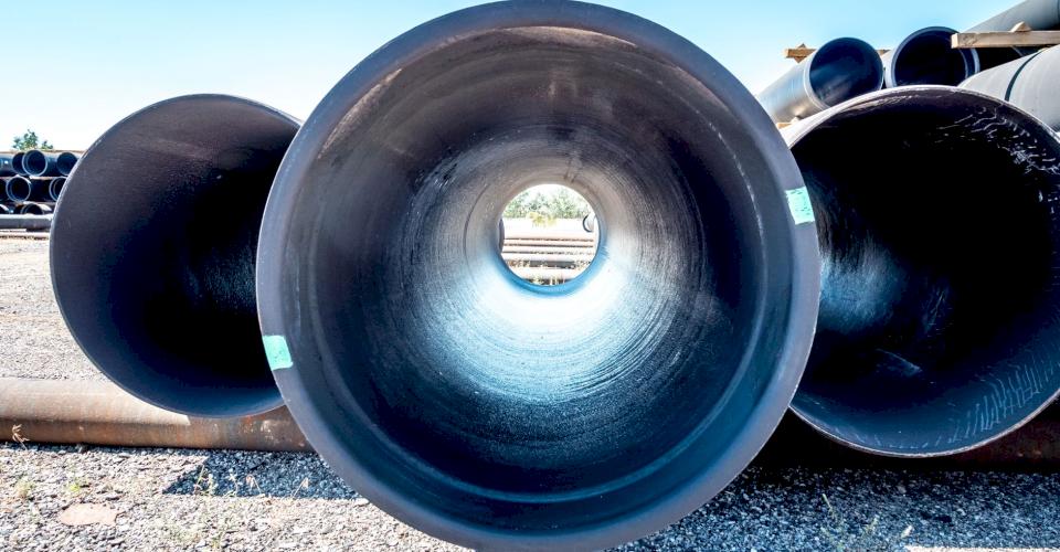 How To Use an OD (Outside Diameter) Tape on Ductile Iron Pipe - McWane