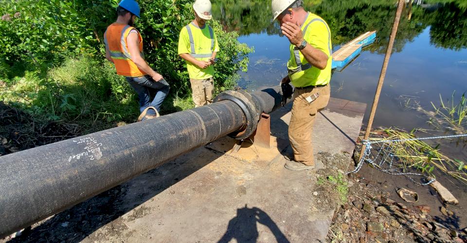 Pipe is assembled one pipe at a time, then advanced into the water crossing.