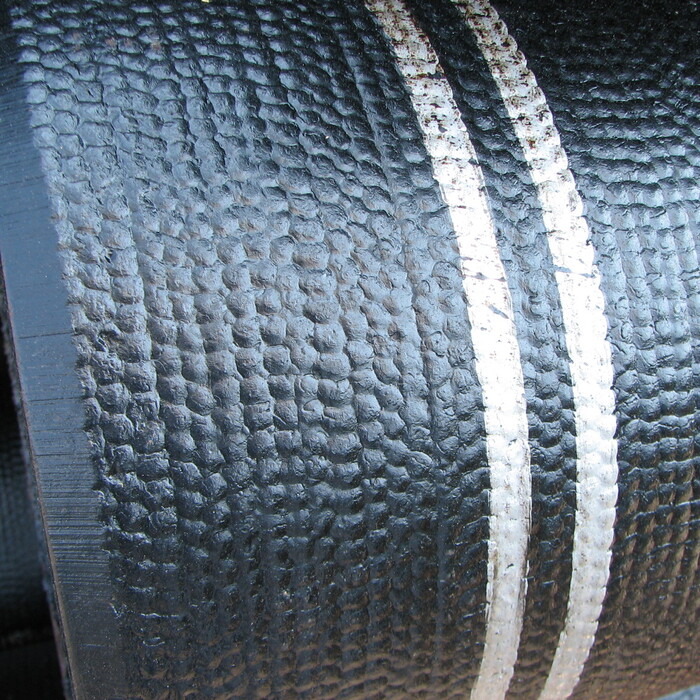 Typical appearance of a DI Tyton spigot end with two-stripes.