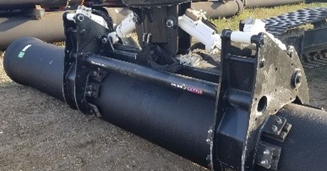 Pipe Clamp with Padded Grips